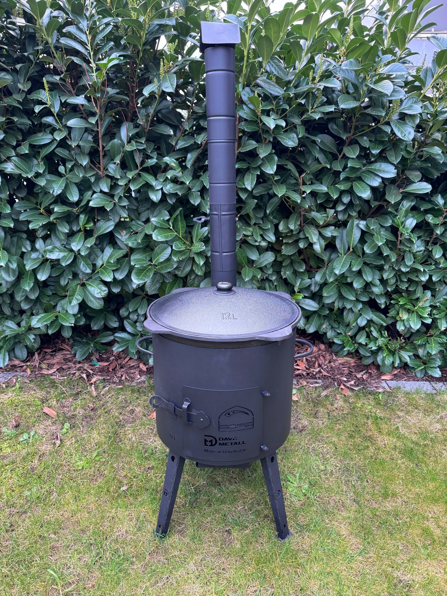 Set Davr Metall Utschak mit Abzugsrohr und 12 Liter Kasan aus Gusseisen - kochskasan24.de