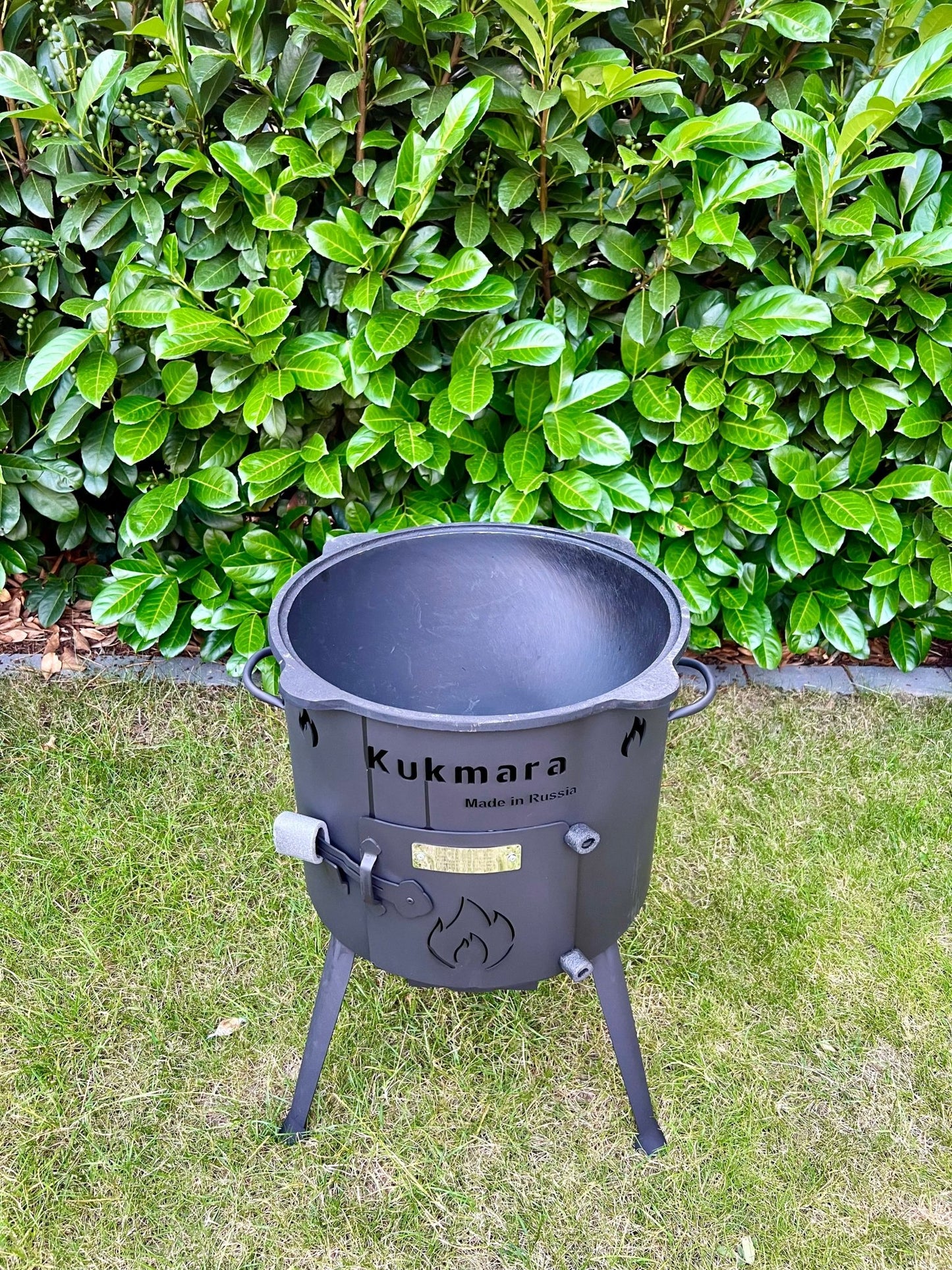 Set Kukmara Utschak und 12 Liter Kasan aus Gusseisen - kochskasan24.de